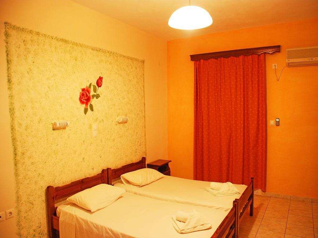 Emilia Apartments Trapezaki  Rum bild